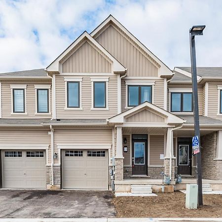 Luxury Townhouse Close To Fairview Casino In Niagara Fallsヴィラ エクステリア 写真