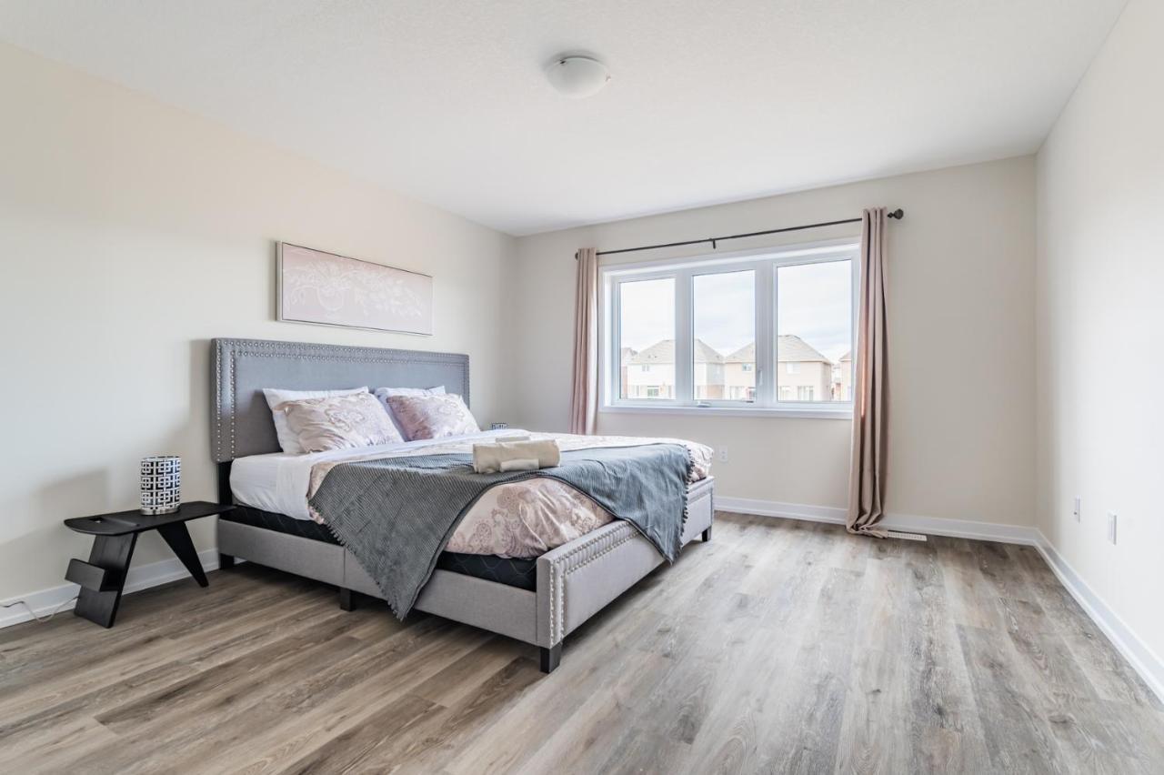 Luxury Townhouse Close To Fairview Casino In Niagara Fallsヴィラ エクステリア 写真