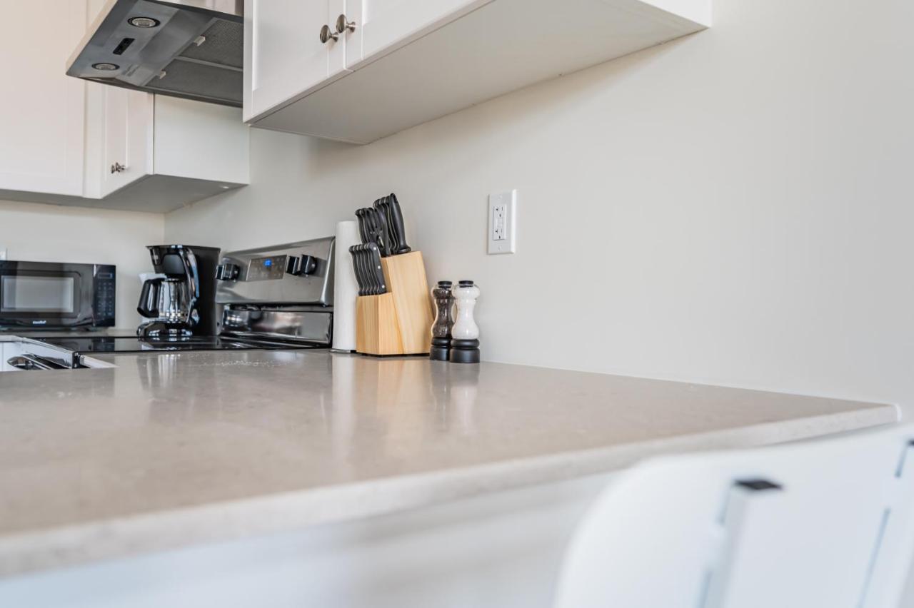 Luxury Townhouse Close To Fairview Casino In Niagara Fallsヴィラ エクステリア 写真