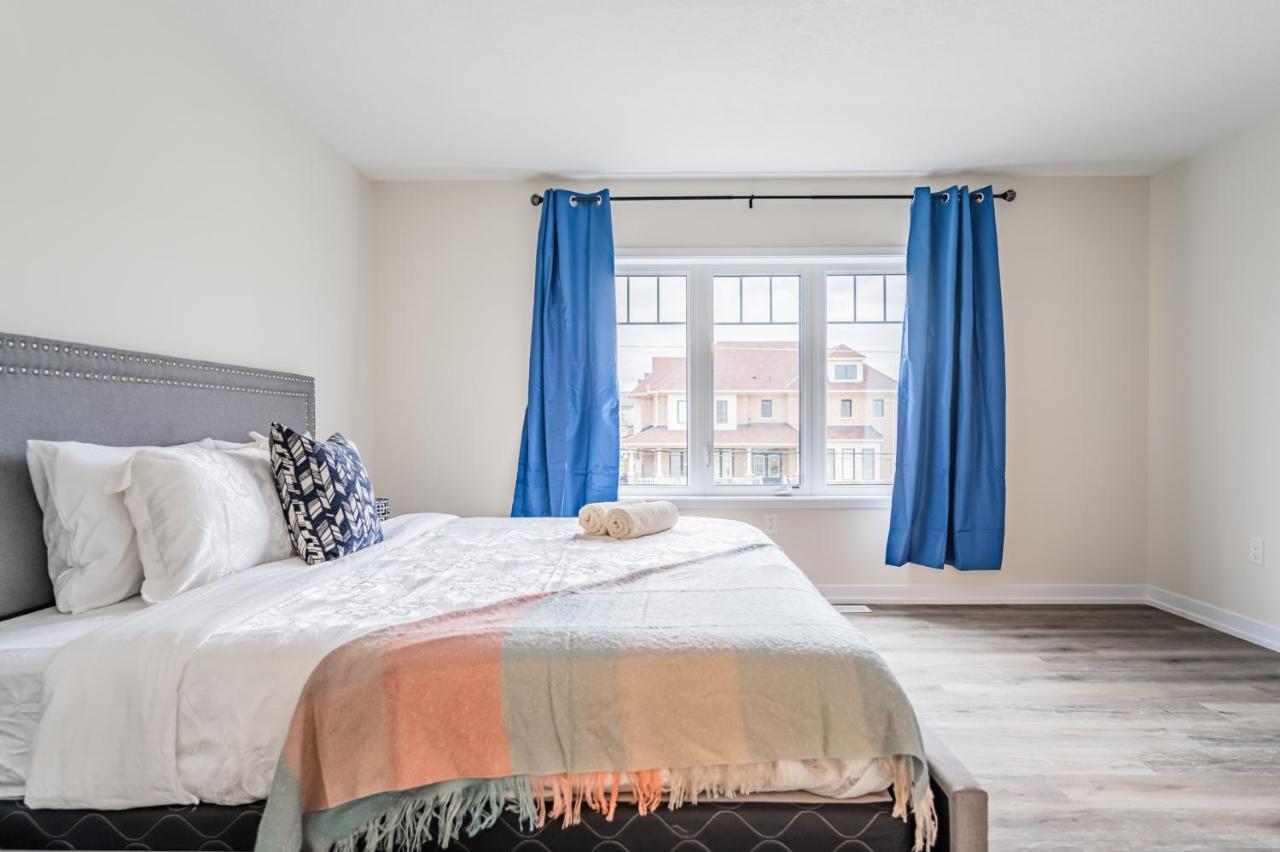 Luxury Townhouse Close To Fairview Casino In Niagara Fallsヴィラ エクステリア 写真