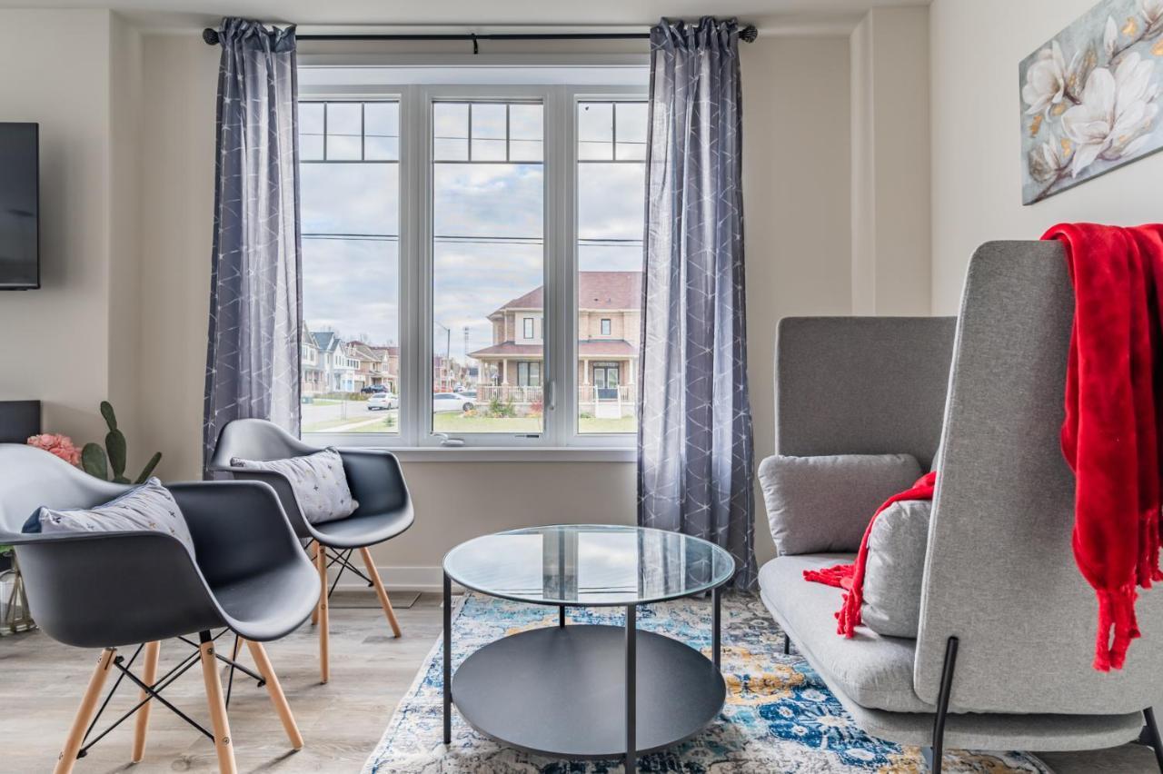 Luxury Townhouse Close To Fairview Casino In Niagara Fallsヴィラ エクステリア 写真